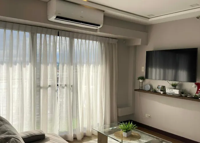 Exquisite At Acacia Estate Taguig Apartamento