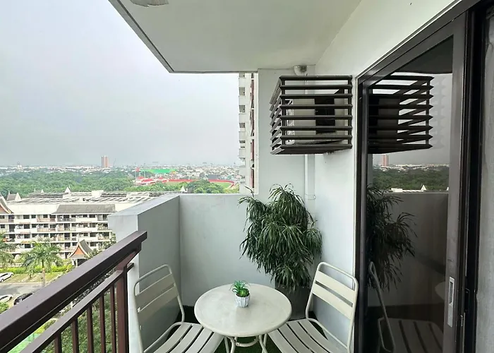 Exquisite At Acacia Estate Taguig Apartamento Manila